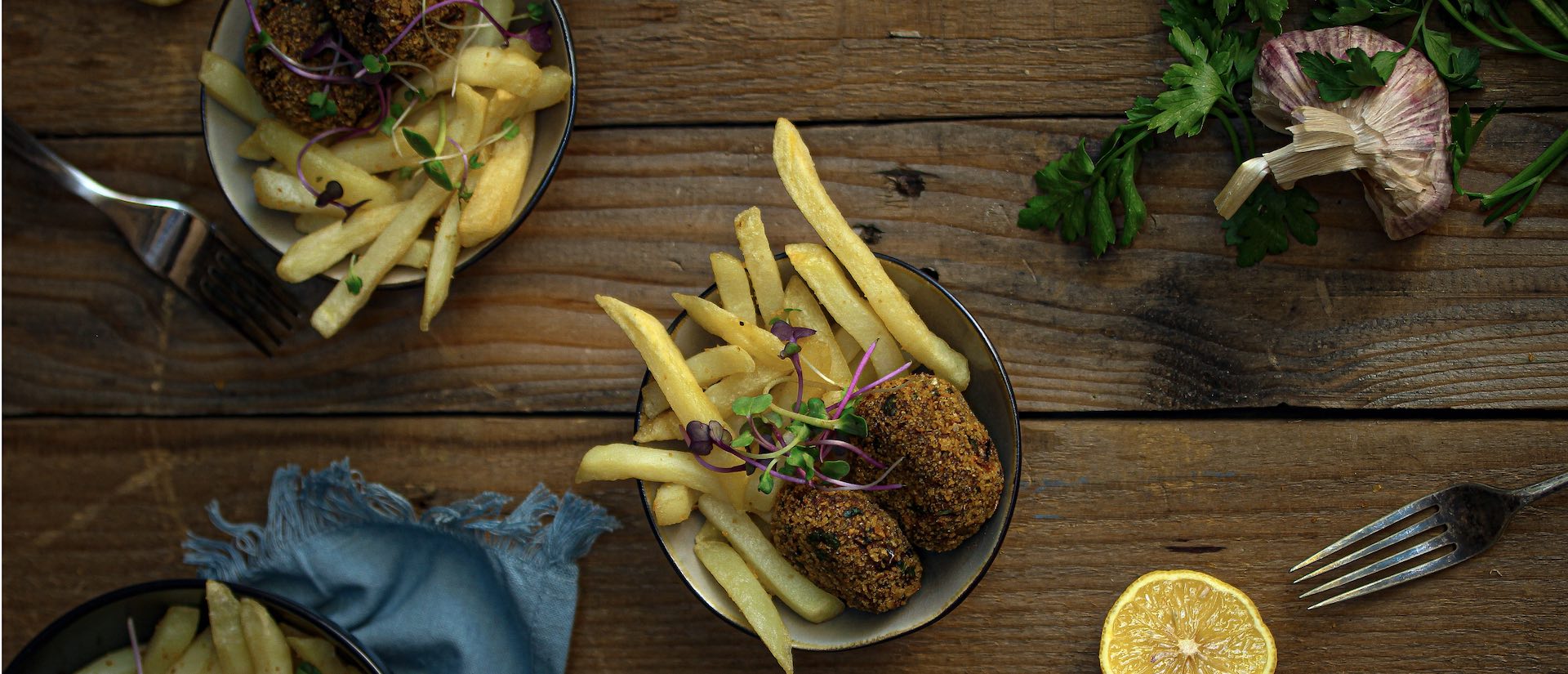 Tin Fish Cakes & Chips