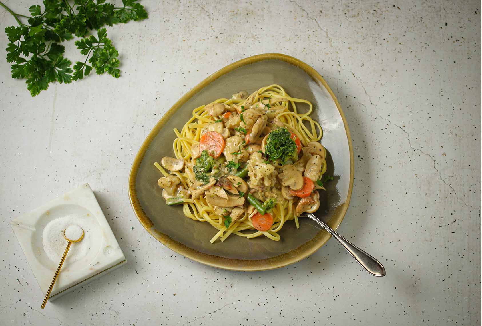 Country Chicken and Mushroom Pasta