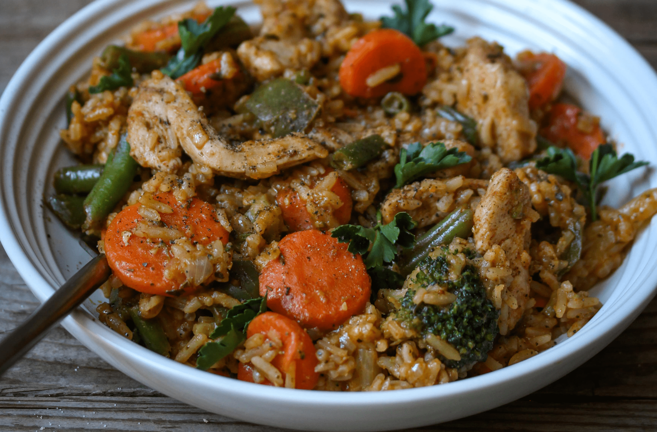 One Pot Chicken, Veg, and Rice Casserole